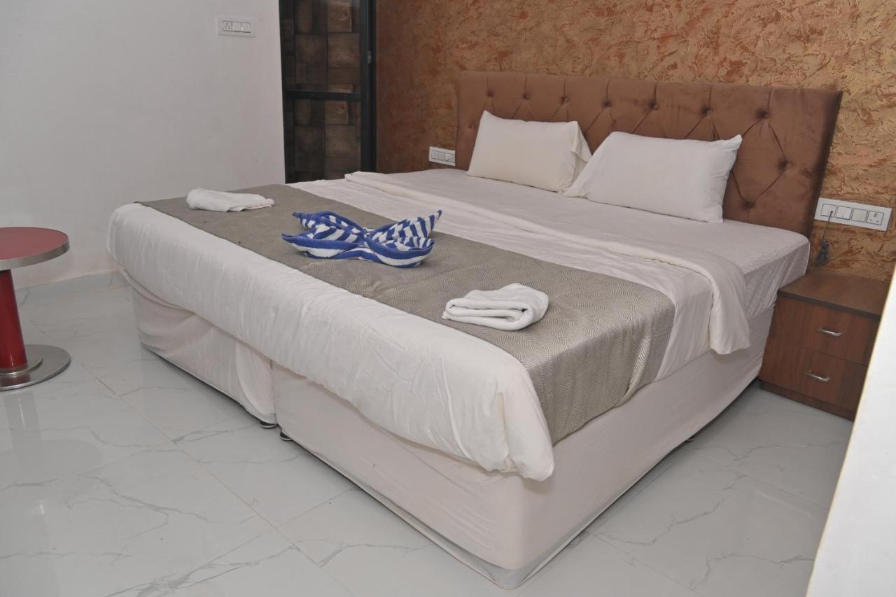 Hotel Apni Haveli Ουνταϊπούρ Εξωτερικό φωτογραφία